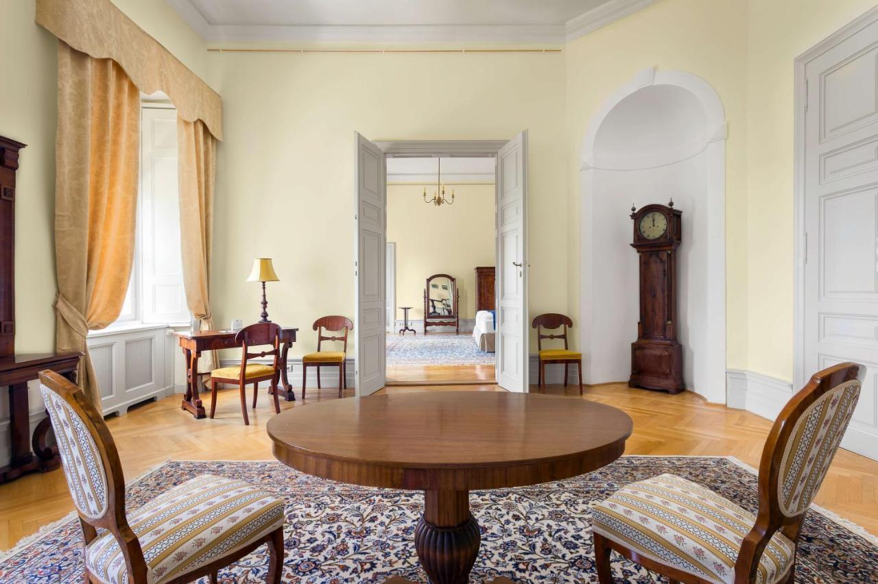 Karolyi Kastely Hotel & Restaurant Fehérvárcsurgó Εξωτερικό φωτογραφία