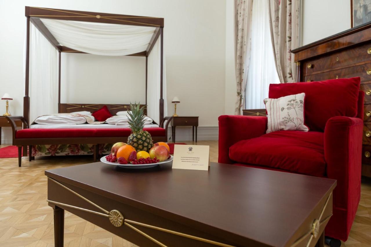 Karolyi Kastely Hotel & Restaurant Fehérvárcsurgó Εξωτερικό φωτογραφία