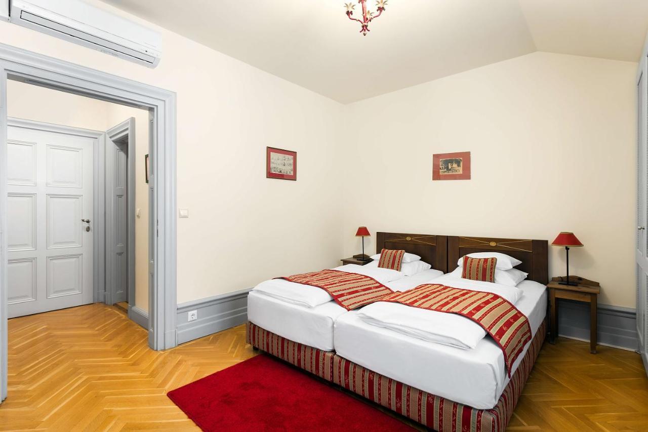 Karolyi Kastely Hotel & Restaurant Fehérvárcsurgó Εξωτερικό φωτογραφία